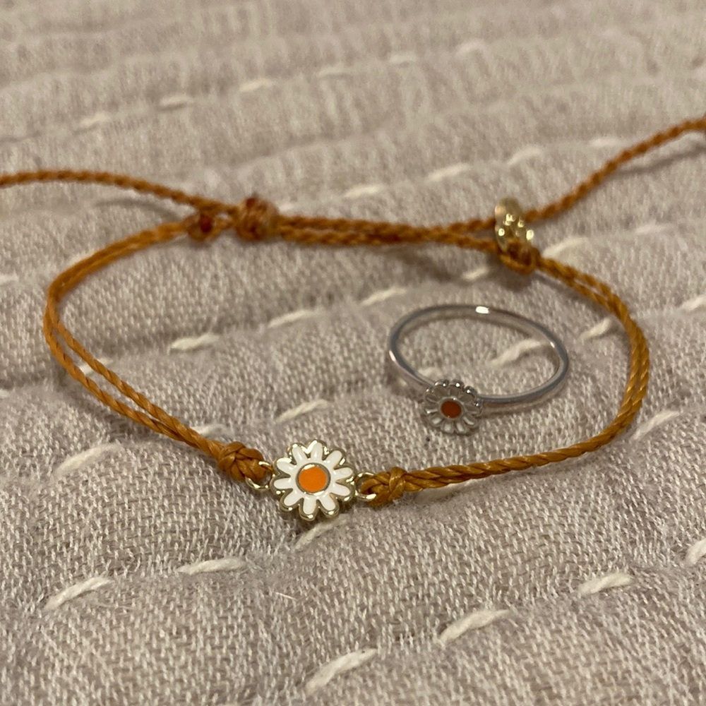 Pura Vida Sunflower Bracelet and Ring